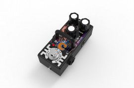 CD-2 C-Drive mini Гитарная педаль перегруза, AMT Electronics - CD-2 C-Drive mini Гитарная педаль перегруза, AMT Electronics