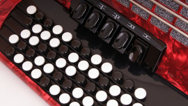 Romance603-III-72/60-RD Romance 603 Аккордеон кнопочный 60/72/III/5, красный, Weltmeister - Romance603-III-72/60-RD Romance 603 Аккордеон кнопочный 60/72/III/5, красный, Weltmeister