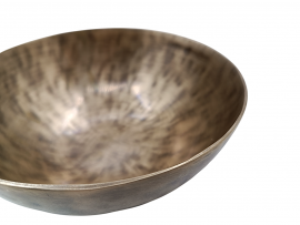 Кованая поющая чаша Plain antique тонкостенная ( 28,5 см, нота: Фа #, 92 Гц ) - Кованая поющая чаша Plain antique тонкостенная ( 28,5 см, нота: Фа #, 92 Гц )