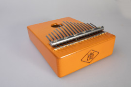 KL-A-A17MCPM-Y Калимба альта 17, средняя, Cover, желтая, Kalimba LAB - KL-A-A17MCPM-Y Калимба альта 17, средняя, Cover, желтая, Kalimba LAB