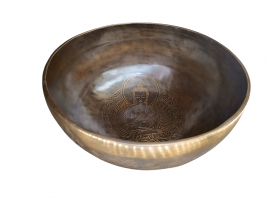 Кованая поющая чаша Buddha antique ( 20 см, нота: Фа #, 185 Гц ) - Кованая поющая чаша Buddha antique ( 20 см, нота: Фа #, 185 Гц )
