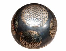 Кованая поющая чаша Dark flower of life ( 10 см, нота: Фа, 698 Гц) - Кованая поющая чаша Dark flower of life ( 10 см, нота: Фа, 698 Гц)